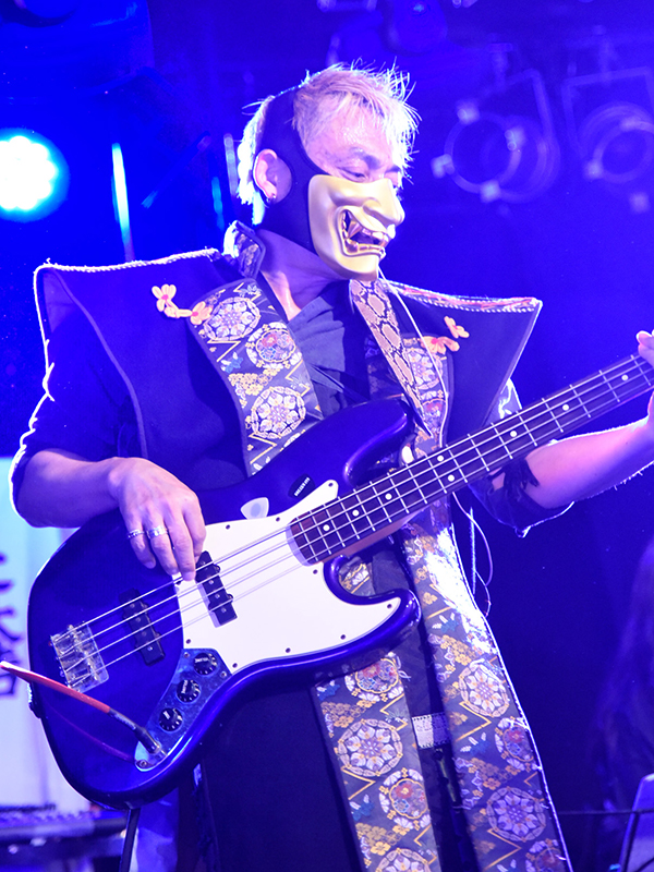 米山典昭(Guiter)